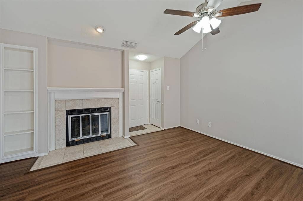 256 Jefferson Parkway, Fort Worth, TX 76107 256 Jefferson Parkway, Fort Worth, TX 76107