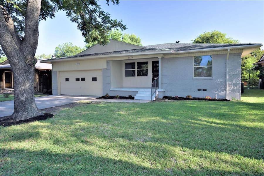 Property photo for 2435 Hillsboro Avenue, Dallas, TX