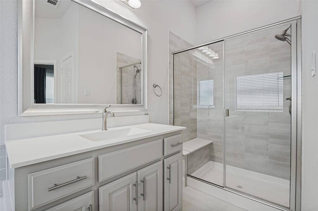 709 Winecup Way, Midlothian, TX 76065 709 Winecup Way, Midlothian, TX 76065