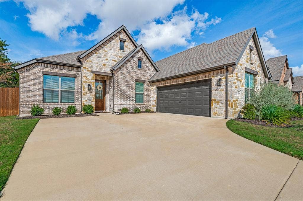 709 Winecup Way, Midlothian, TX 76065 709 Winecup Way, Midlothian, TX 76065
