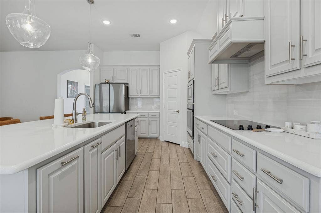 709 Winecup Way, Midlothian, TX 76065 709 Winecup Way, Midlothian, TX 76065