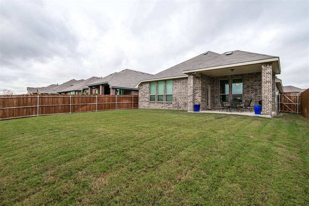 5924 Pine River Lane, Fort Worth, TX 76179