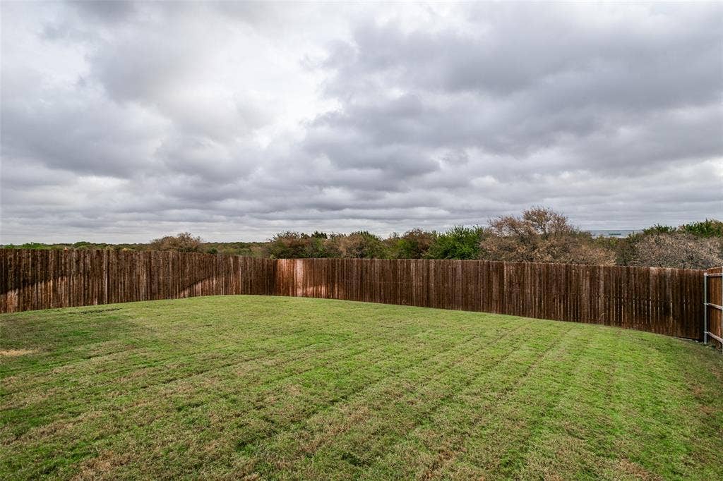 5924 Pine River Lane, Fort Worth, TX 76179