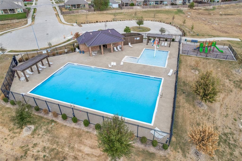 5924 Pine River Lane, Fort Worth, TX 76179