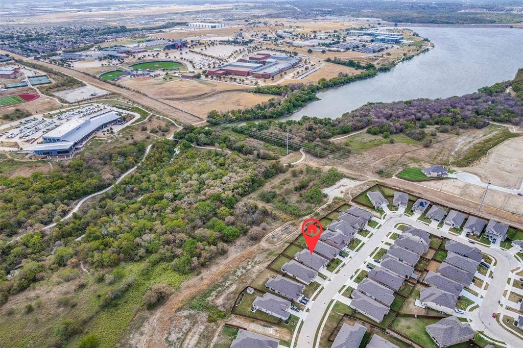 5924 Pine River Lane, Fort Worth, TX 76179