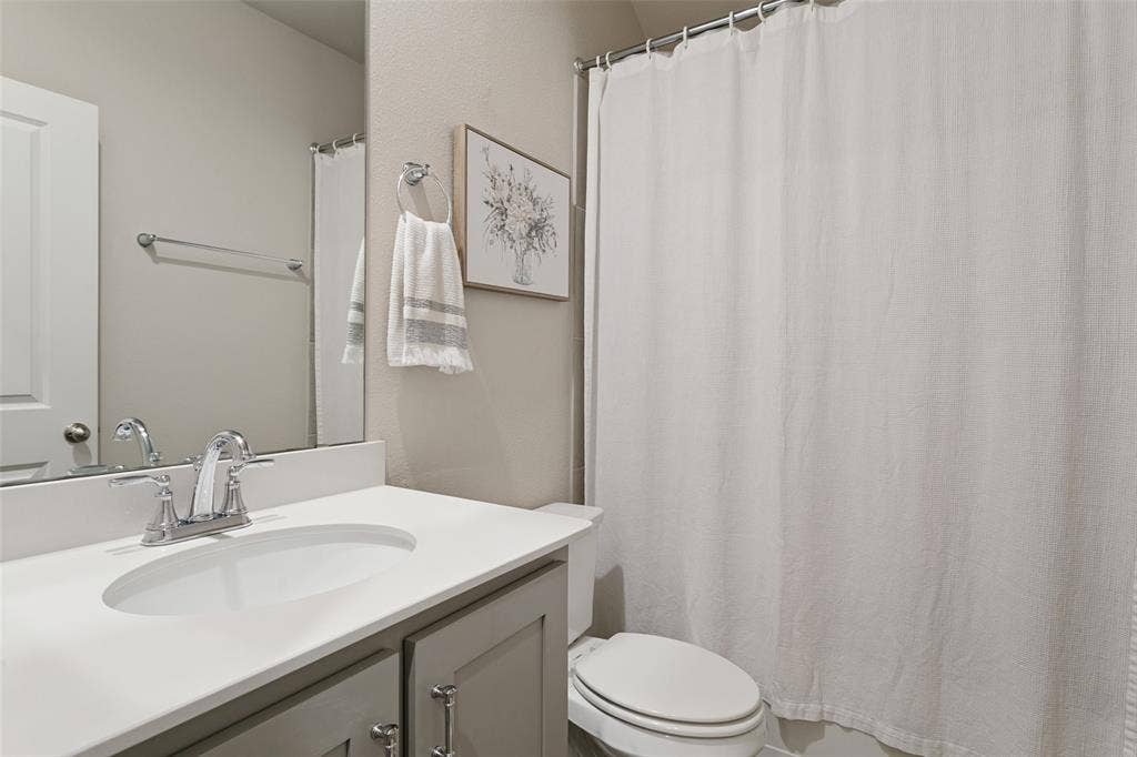 5924 Pine River Lane, Fort Worth, TX 76179