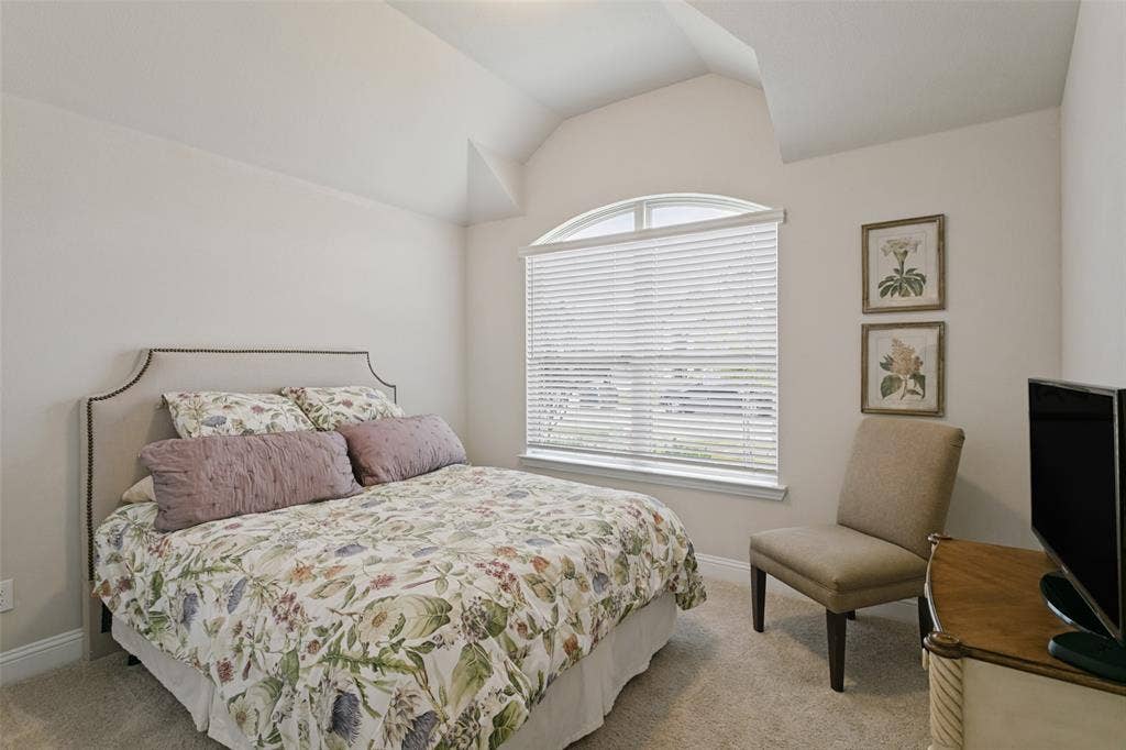 5924 Pine River Lane, Fort Worth, TX 76179