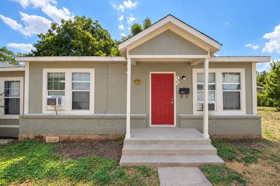 Property photo for 2306 Ross Avenue, #100, Fort Worth, TX