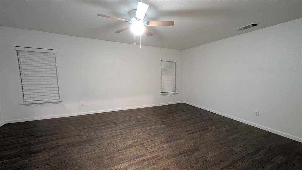 1406 Eastus Drive, Dallas, TX 75208 1406 Eastus Drive, Dallas, TX 75208