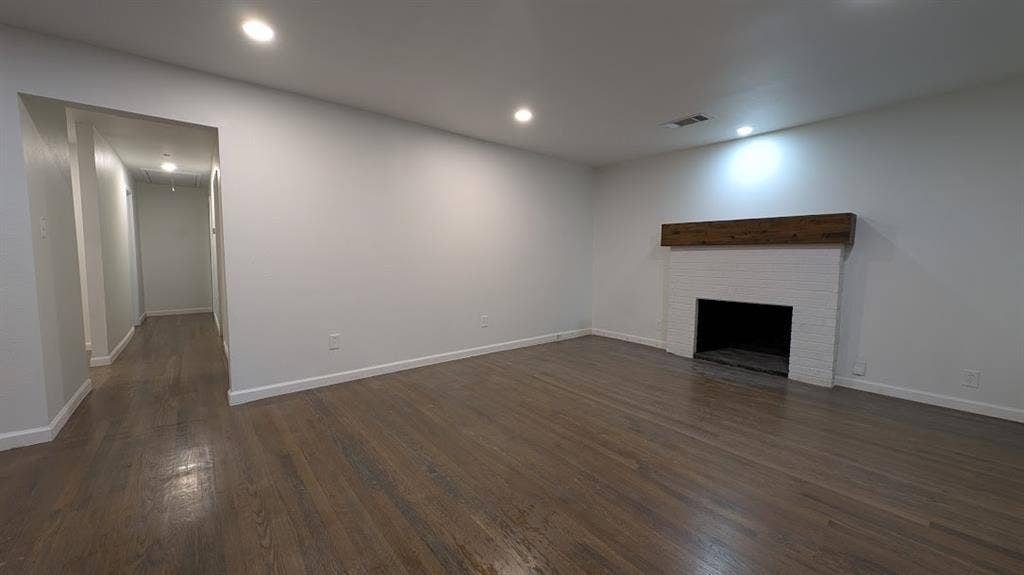 1406 Eastus Drive, Dallas, TX 75208 1406 Eastus Drive, Dallas, TX 75208