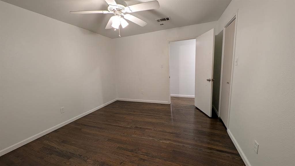 1406 Eastus Drive, Dallas, TX 75208 1406 Eastus Drive, Dallas, TX 75208