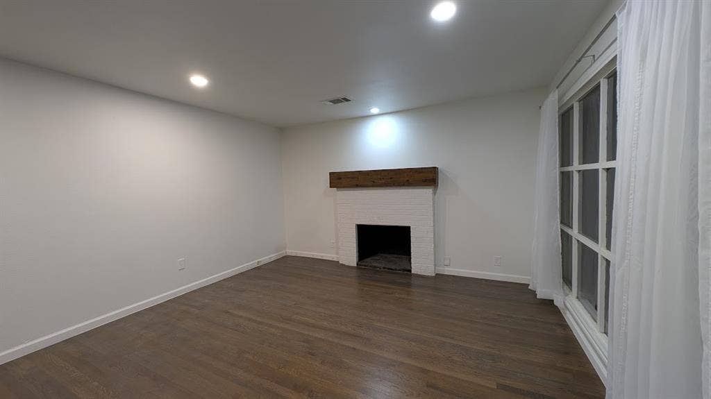 1406 Eastus Drive, Dallas, TX 75208 1406 Eastus Drive, Dallas, TX 75208