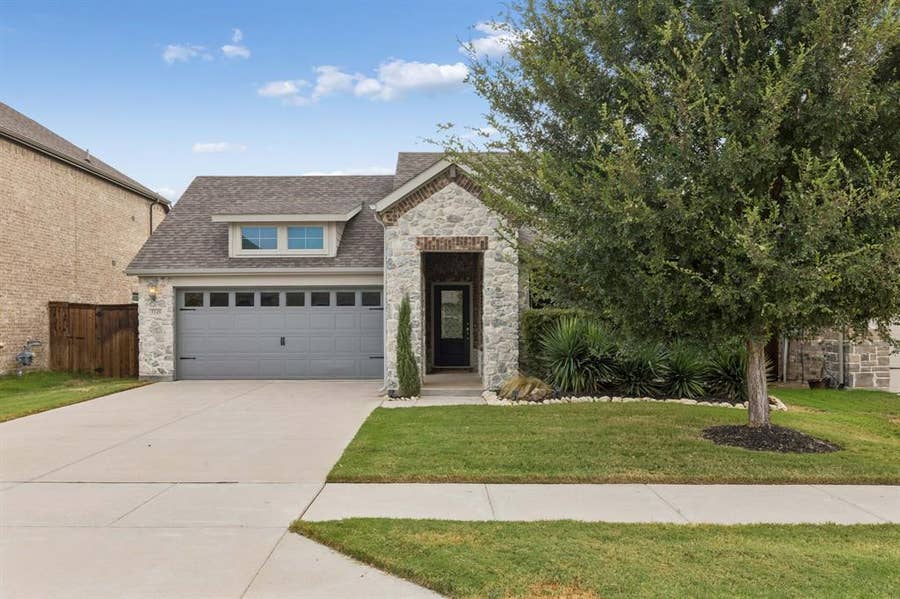 Property photo for 5549 Cypress Willow Bend, Fort Worth, TX