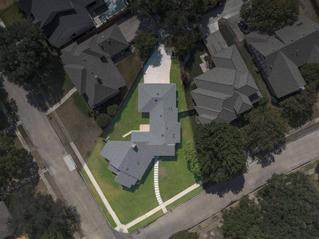 1109 Mill Springs, Richardson, TX 75080 1109 Mill Springs, Richardson, TX 75080