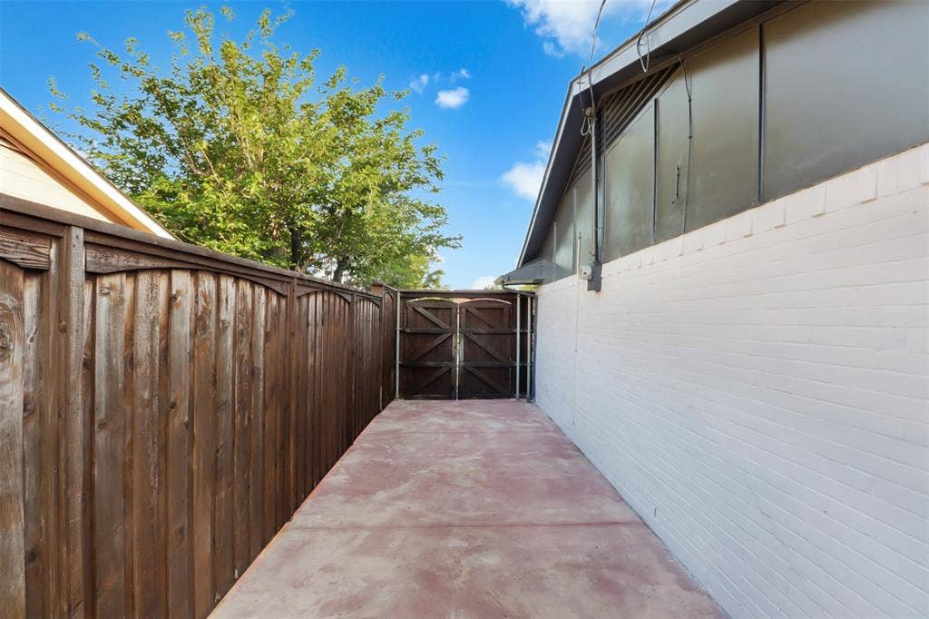 1705 Japonica Lane, Plano, TX 75074 1705 Japonica Lane, Plano, TX 75074