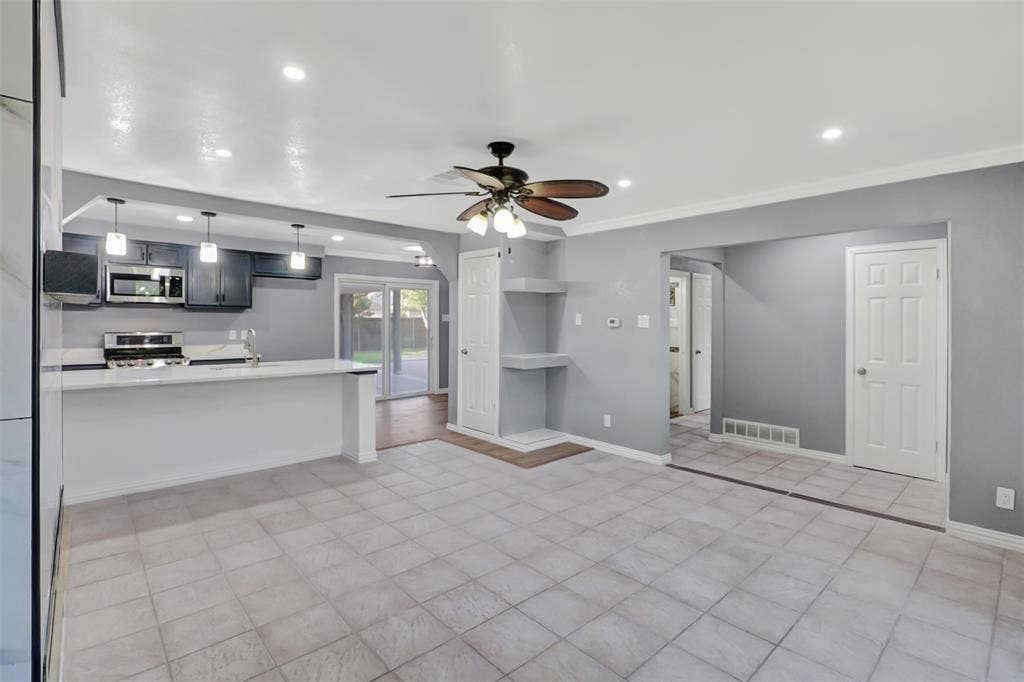 1705 Japonica Lane, Plano, TX 75074 1705 Japonica Lane, Plano, TX 75074