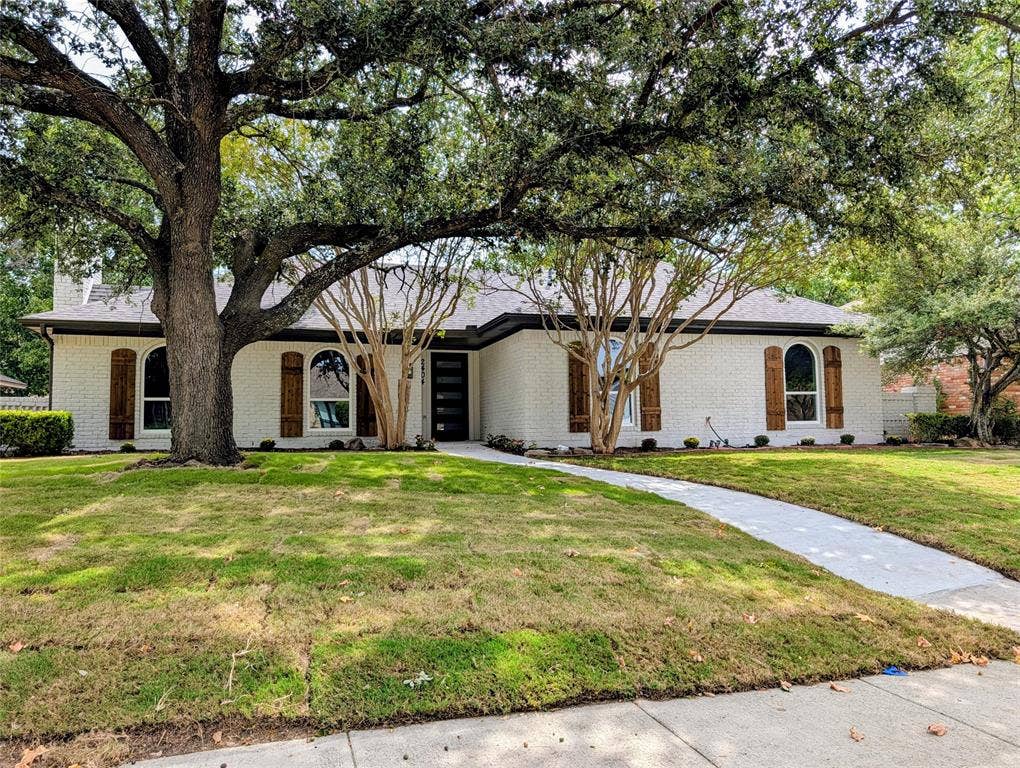 2404 Glen Forest Lane, Plano, TX 75023 2404 Glen Forest Lane, Plano, TX 75023