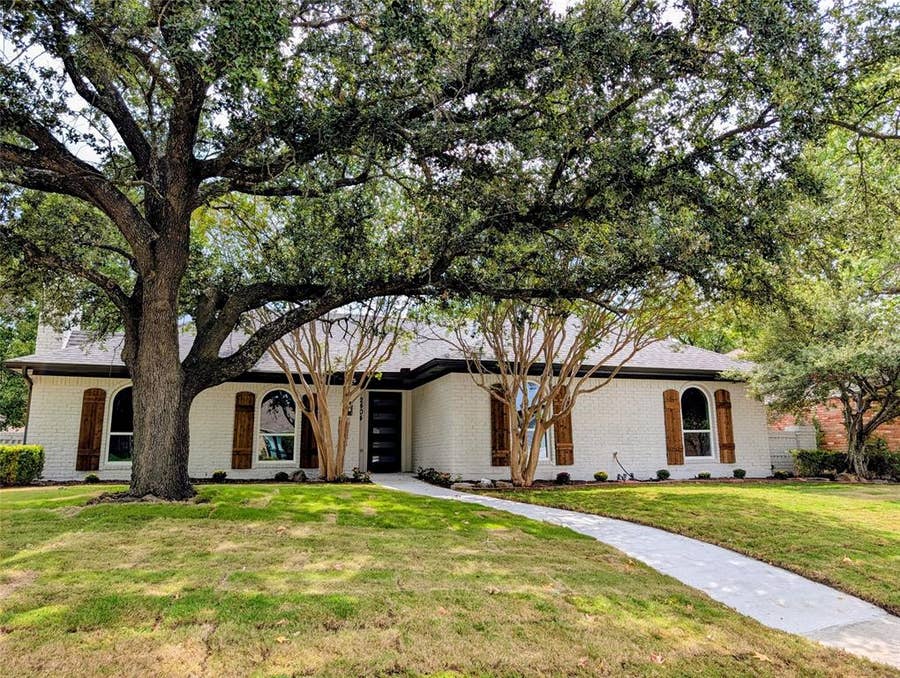Property photo for 2404 Glen Forest Lane, Plano, TX