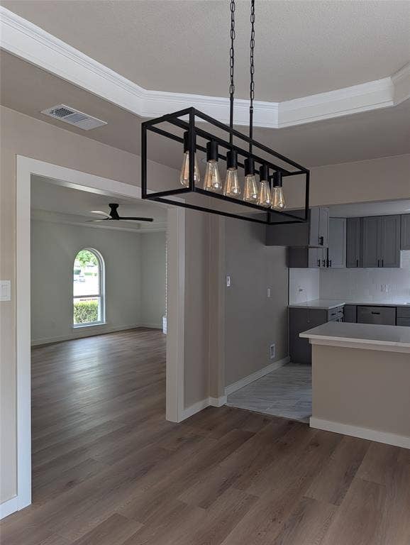 2404 Glen Forest Lane, Plano, TX 75023 2404 Glen Forest Lane, Plano, TX 75023