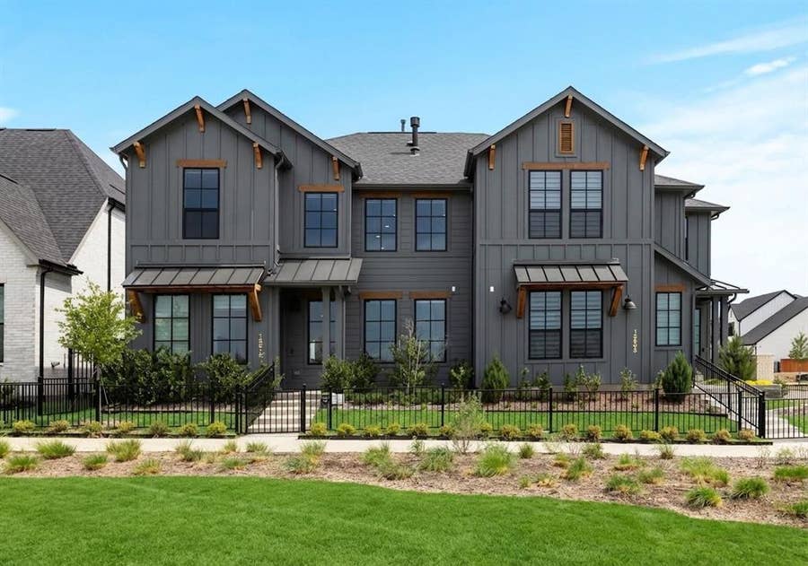 Property photo for 13615 Dalewood Mews, Frisco, TX