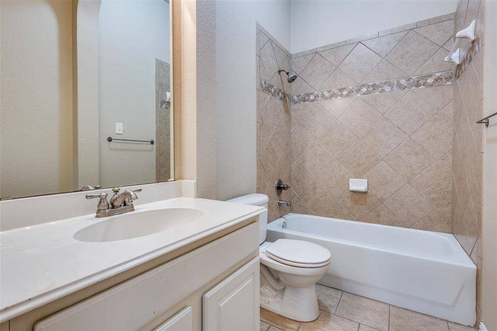 7204 Meredith Court, McKinney, TX 75071 7204 Meredith Court, McKinney, TX 75071
