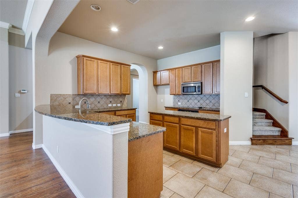 7204 Meredith Court, McKinney, TX 75071 7204 Meredith Court, McKinney, TX 75071