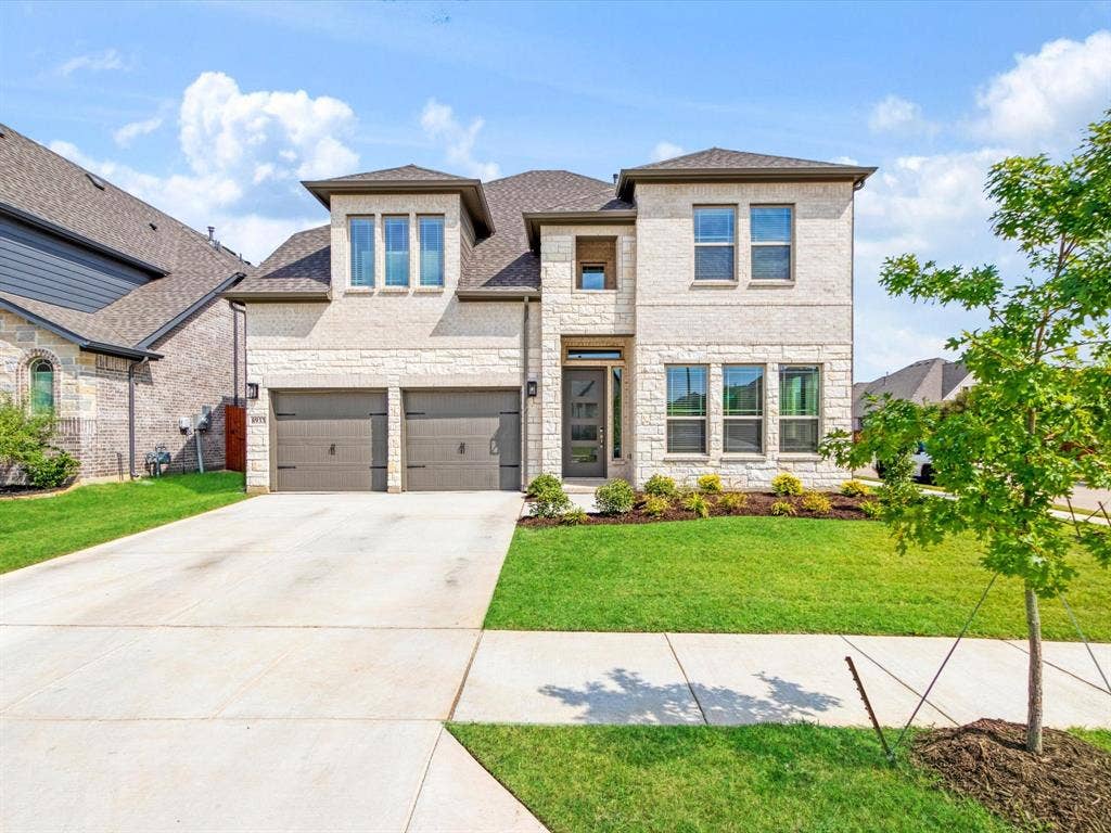 8933 Athens Drive, Denton, TX 76226 8933 Athens Drive, Denton, TX 76226
