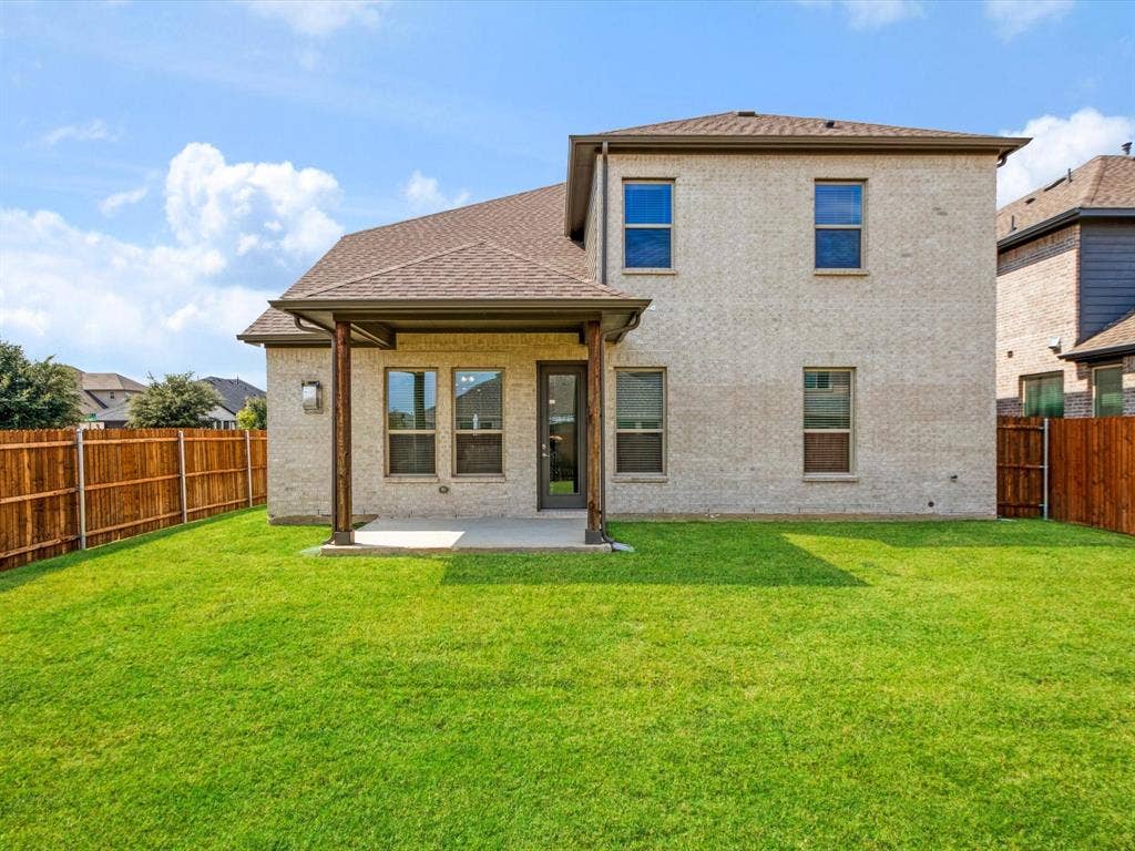 8933 Athens Drive, Denton, TX 76226 8933 Athens Drive, Denton, TX 76226