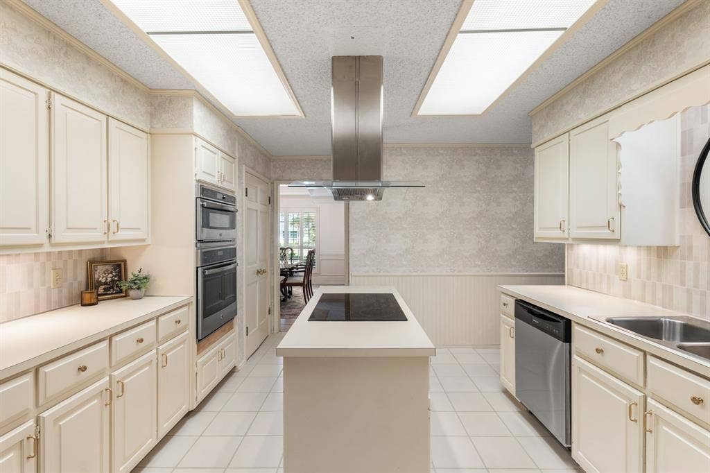 202 Trailview Drive, Woodway, TX 76712 202 Trailview Drive, Woodway, TX 76712