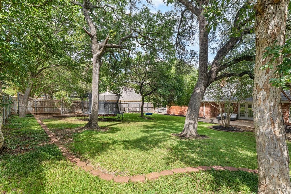 202 Trailview Drive, Woodway, TX 76712 202 Trailview Drive, Woodway, TX 76712