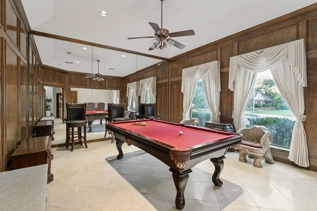 6801 Bellaire Court S, Benbrook, TX 76132 Mirrored and paneled game room featuring recessed lighting and a ceiling fan