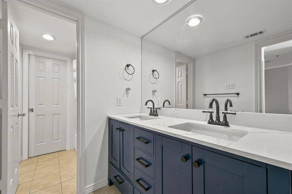 3100 Cole Avenue, #211, Dallas, TX 75204 3100 Cole Avenue, #211, Dallas, TX 75204