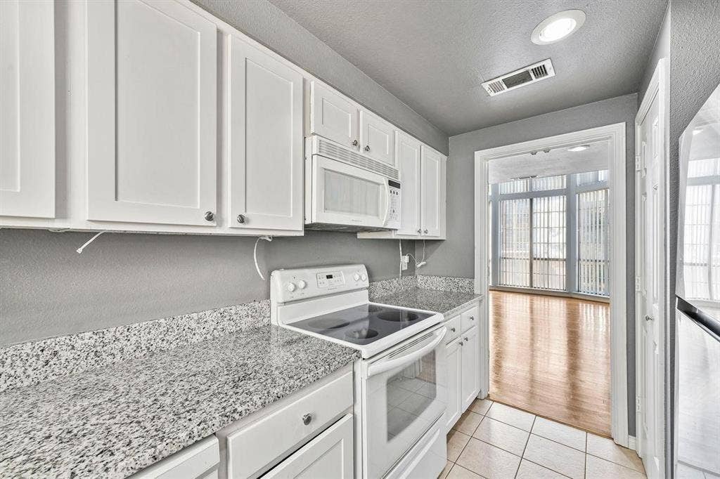 3100 Cole Avenue, #211, Dallas, TX 75204 3100 Cole Avenue, #211, Dallas, TX 75204