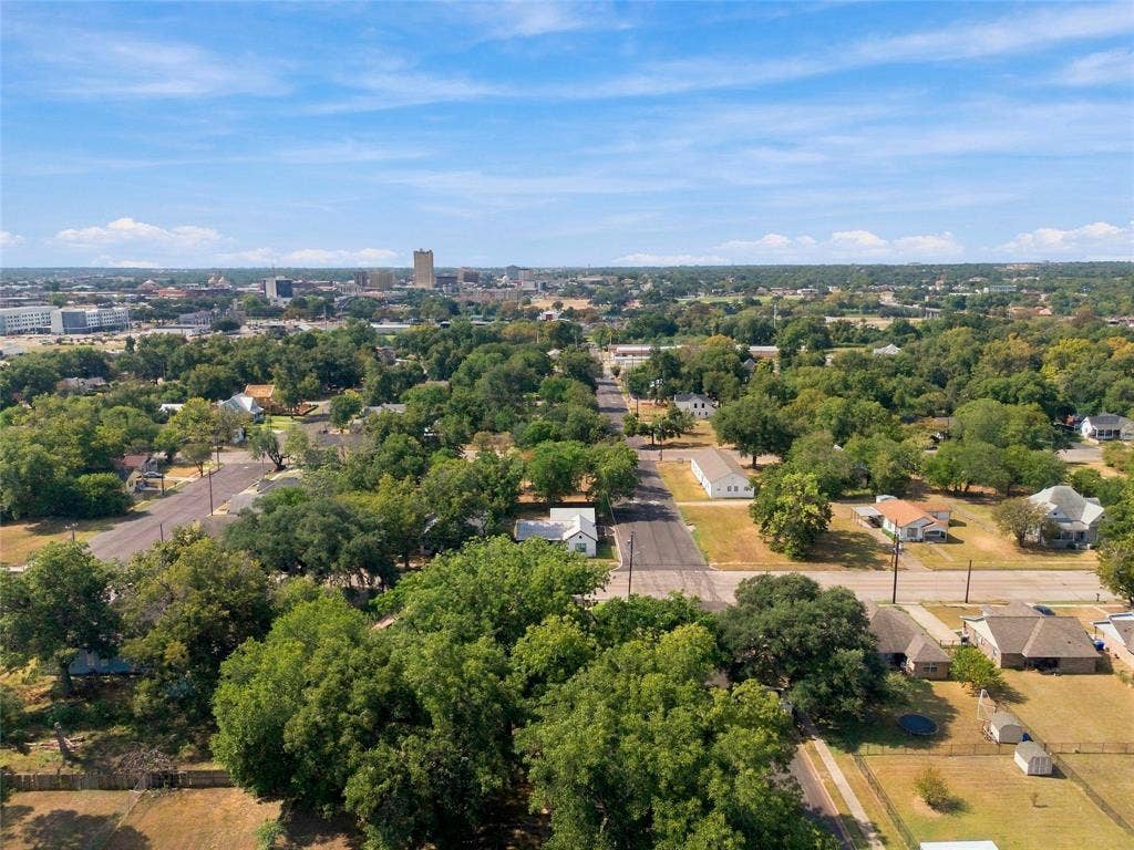 805 McKeen Street, Waco, TX 76704 805 McKeen Street, Waco, TX 76704