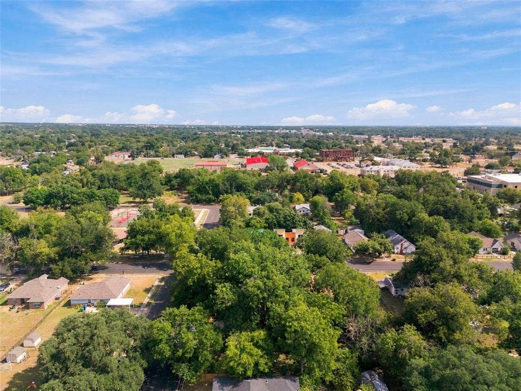805 McKeen Street, Waco, TX 76704 805 McKeen Street, Waco, TX 76704