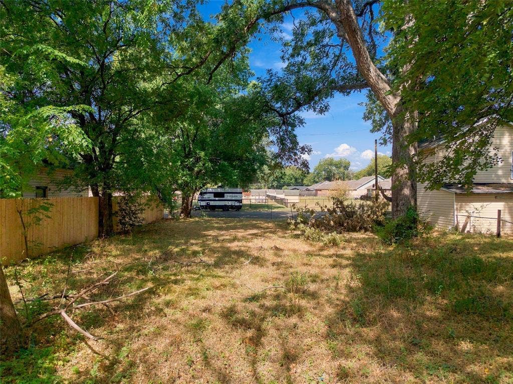 805 McKeen Street, Waco, TX 76704 805 McKeen Street, Waco, TX 76704