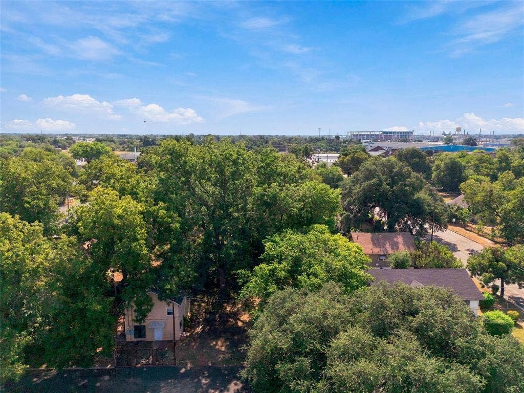 805 McKeen Street, Waco, TX 76704 805 McKeen Street, Waco, TX 76704