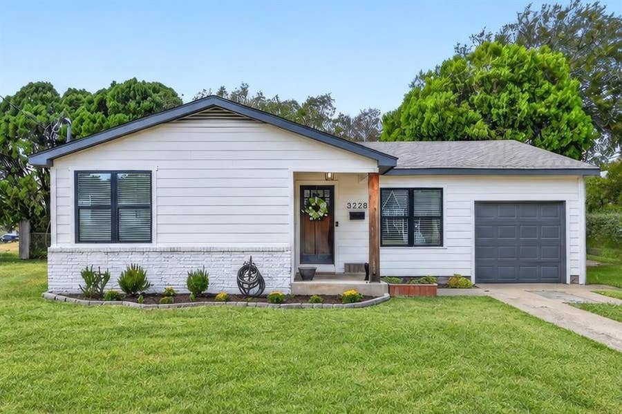 Property photo for 3228 Olive Place, Fort Worth, TX