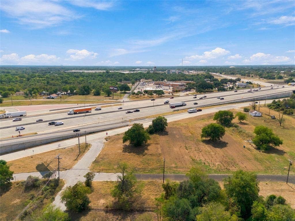 600 Johnson, Waco, TX 76705 600 Johnson, Waco, TX 76705