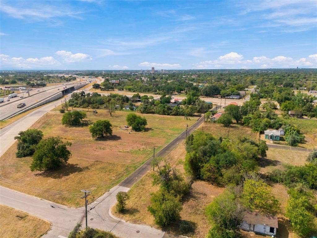 600 Johnson, Waco, TX 76705 600 Johnson, Waco, TX 76705