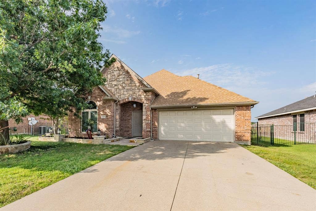 2006 Water Fall Way, Wylie, TX 75098 2006 Water Fall Way, Wylie, TX 75098