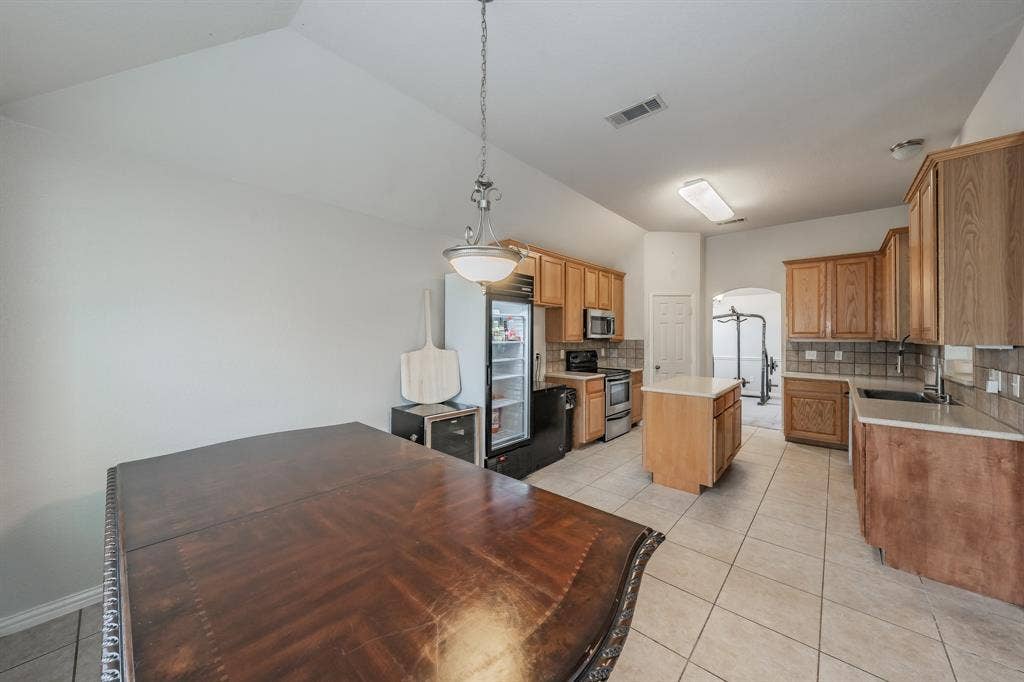 2006 Water Fall Way, Wylie, TX 75098 2006 Water Fall Way, Wylie, TX 75098