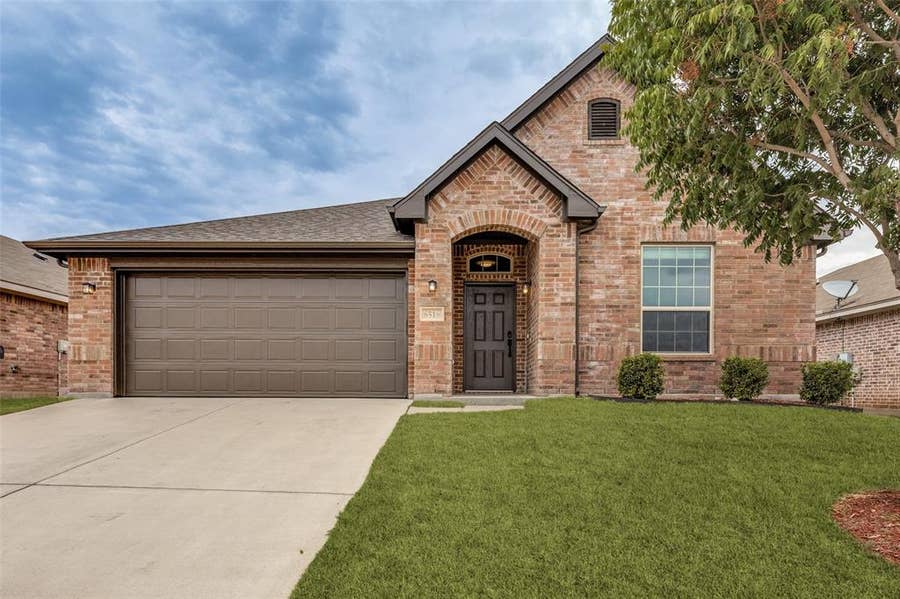 Property photo for 6516 Chalk River Drive, Fort Worth, TX