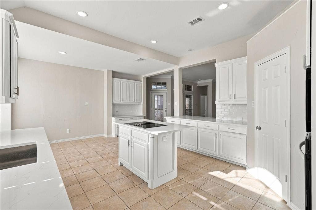 3500 Neiman Road, Plano, TX 75025 3500 Neiman Road, Plano, TX 75025