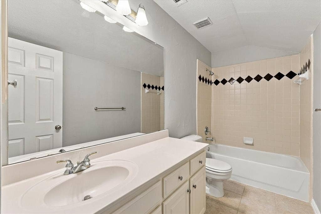 3500 Neiman Road, Plano, TX 75025 3500 Neiman Road, Plano, TX 75025