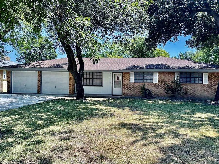 Property photo for 2115 N 9th Street, Temple, TX