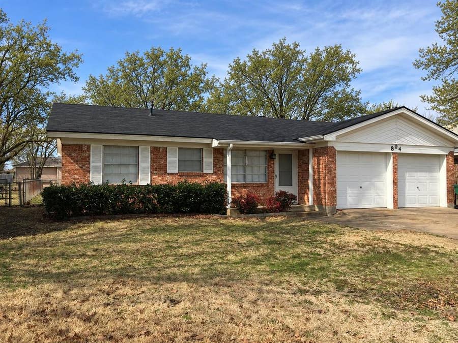 Property photo for 804 N Hughes Street, Howe, TX