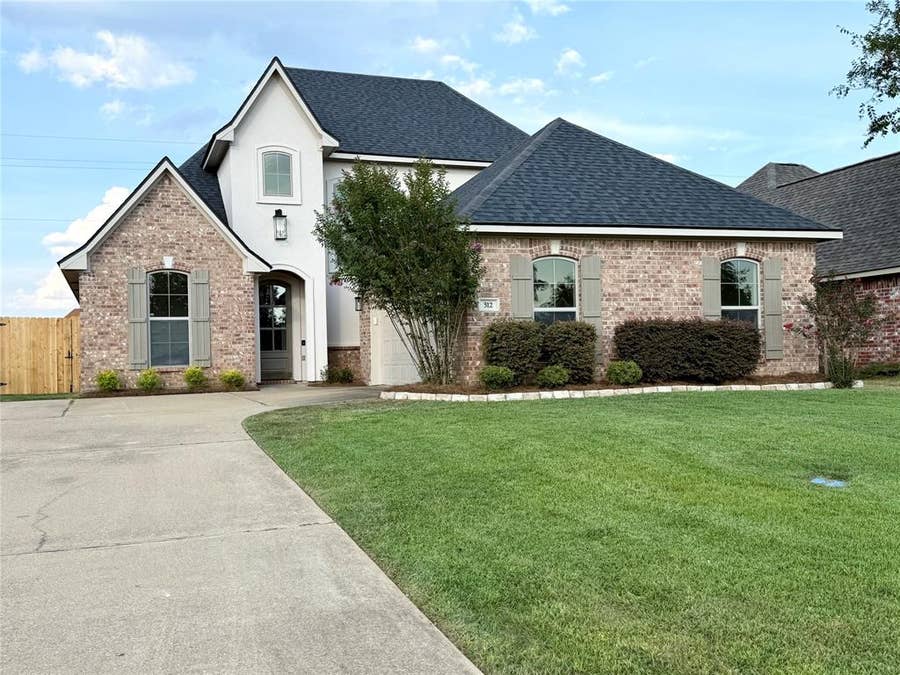 Property photo for 312 N Hampton Street, Haughton, LA