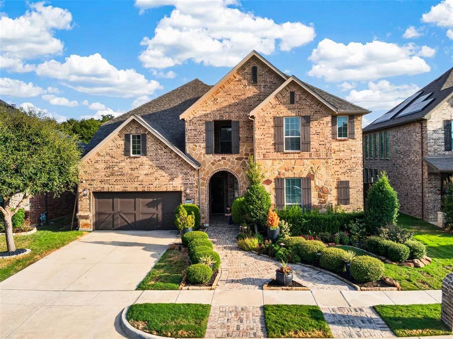 Property photo for 2705 Sky Ridge Road, Arlington, TX