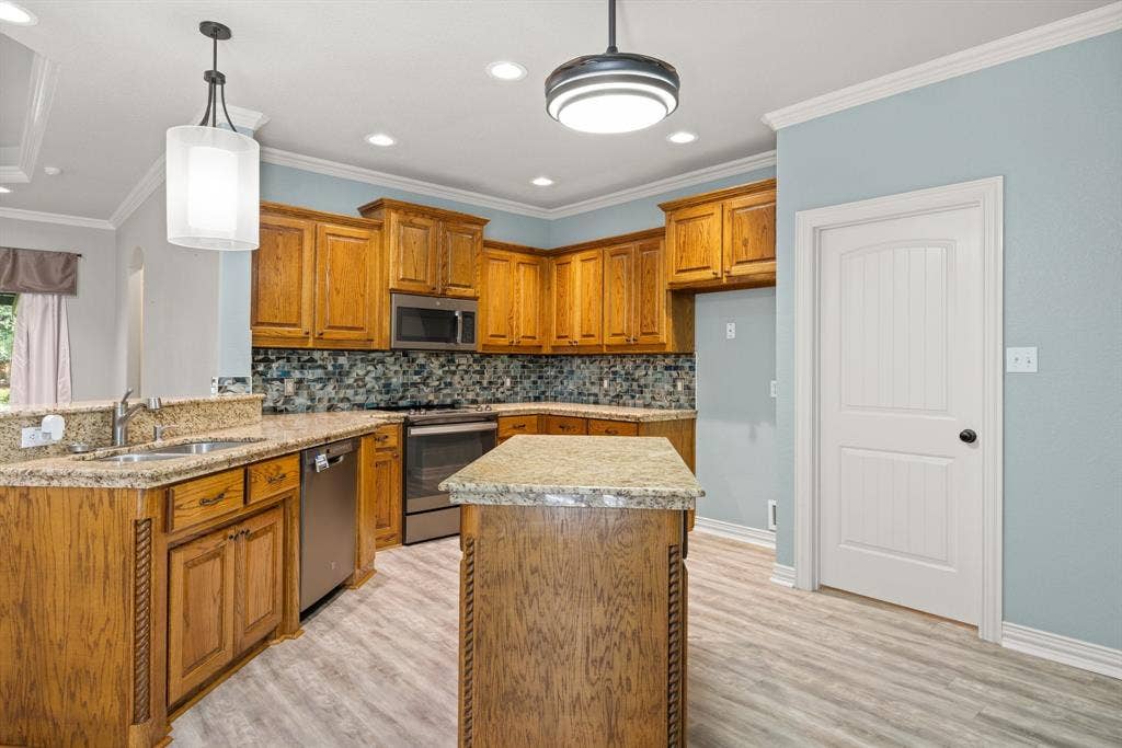 304 Jade Lane, Weatherford, TX 76086 304 Jade Lane, Weatherford, TX 76086